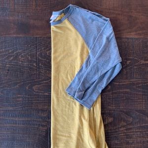 Randy T from Lularoe size xs great condition!